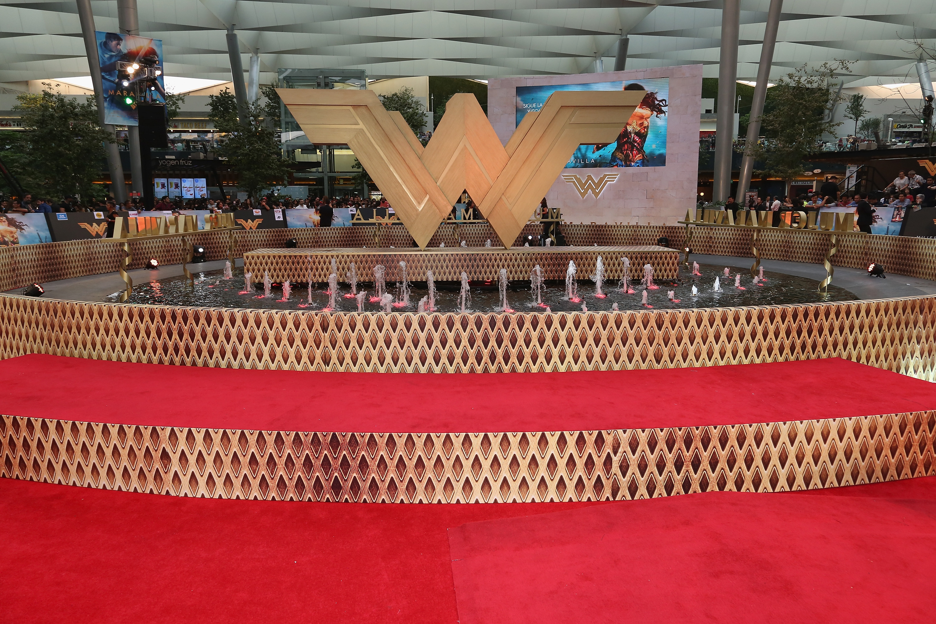 'Wonder Woman' Mexico City Premiere - Red Carpet