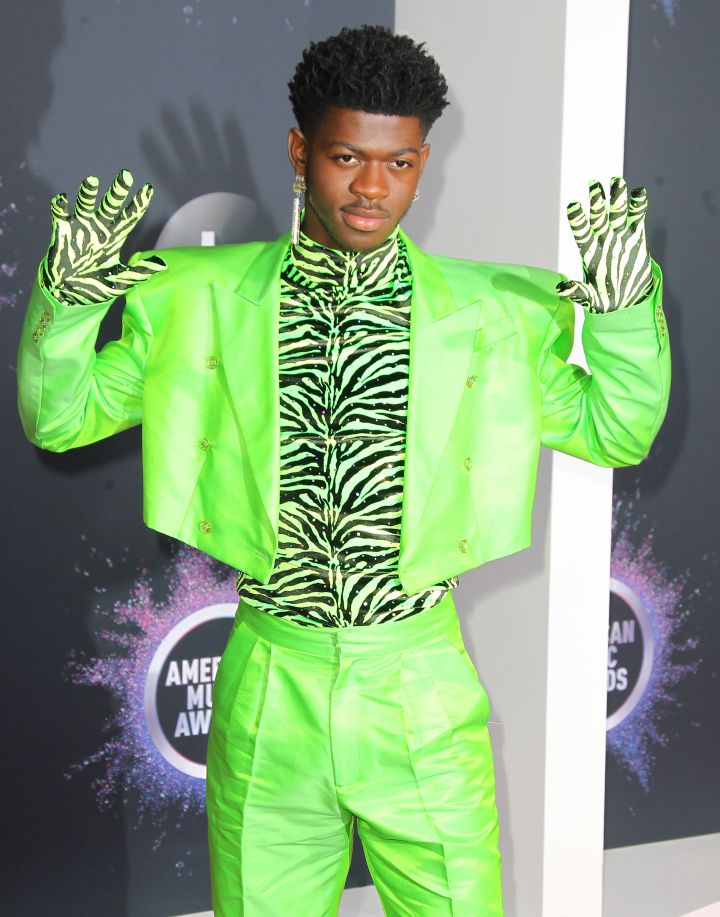 Red Carpet Rundown: Your Favorite Celebs at the 2019 American Music Awards