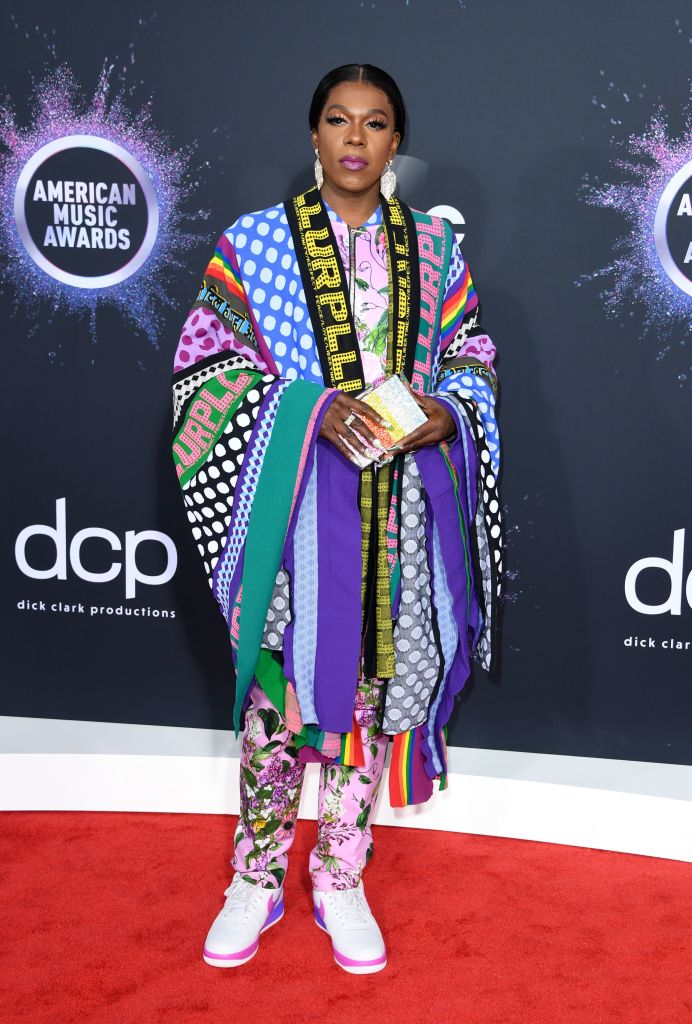 Red Carpet Rundown: Your Favorite Celebs at the 2019 American Music Awards