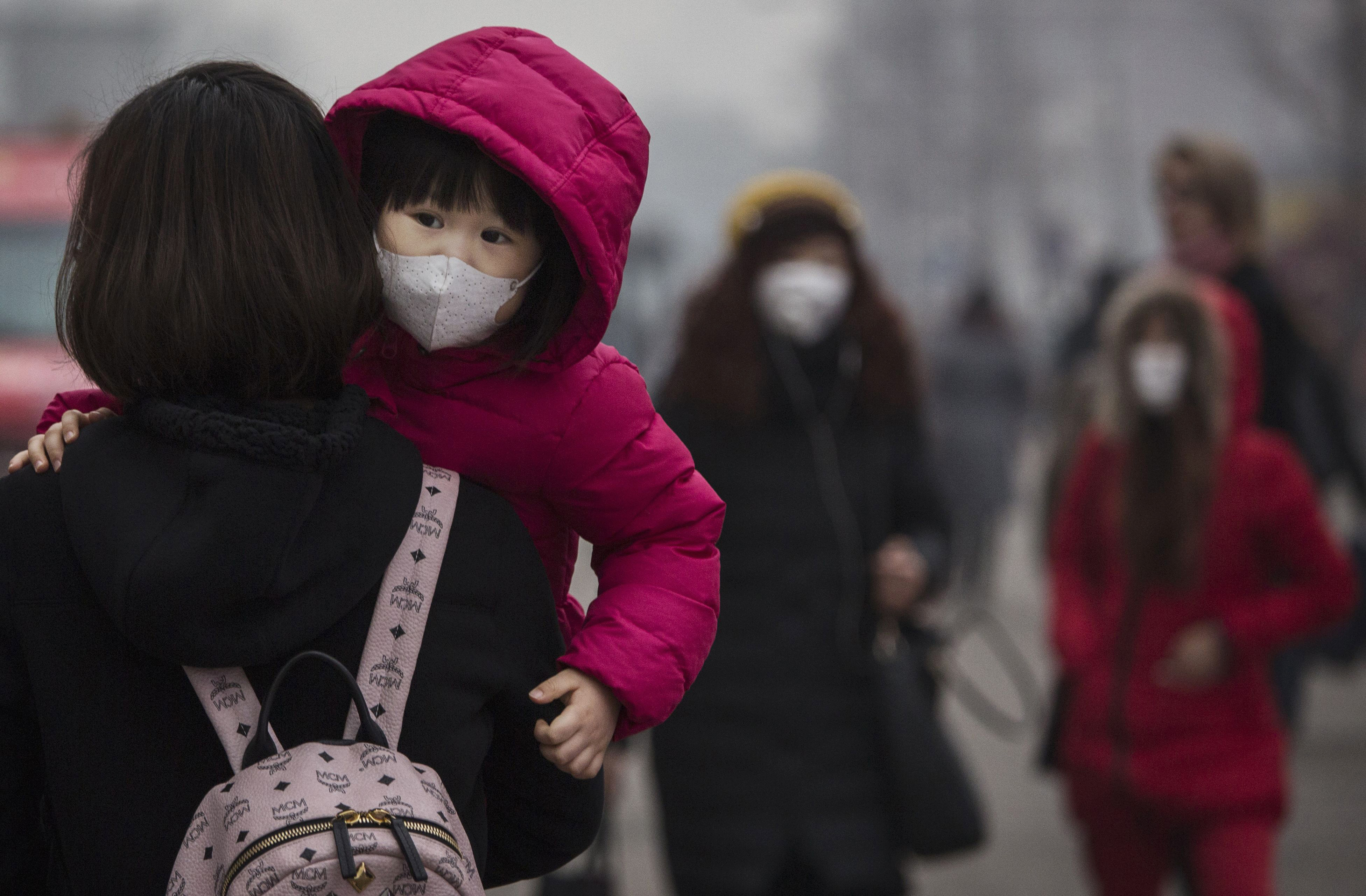 Beijing Issues Red Alert On Air Pollution For The First Time