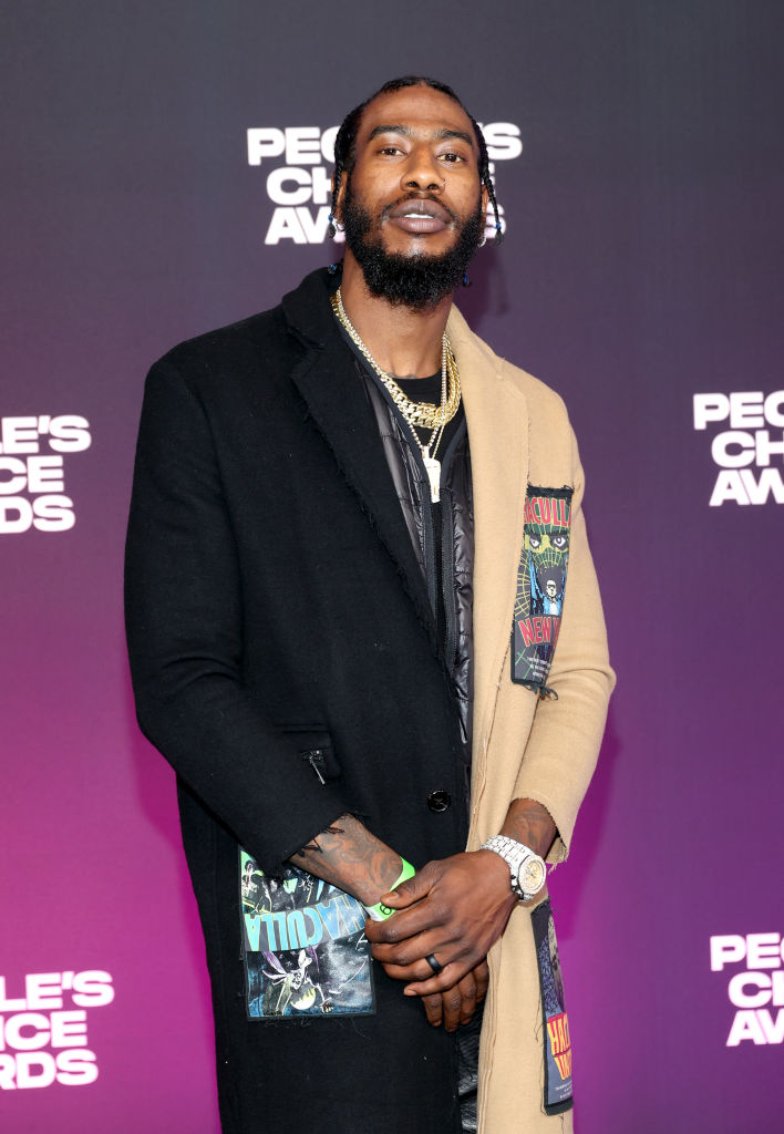 What Your Fav Celebs Wore to the 2021 at the People's Choice Award